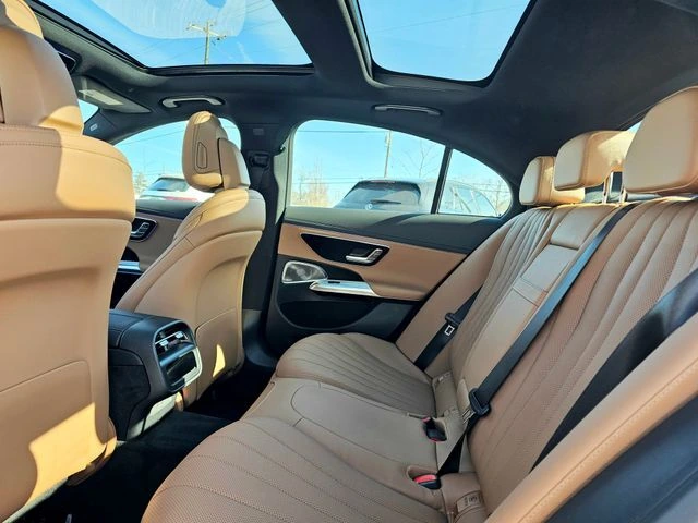 2026 Mercedes-Benz E-Class E350 - Photo 19