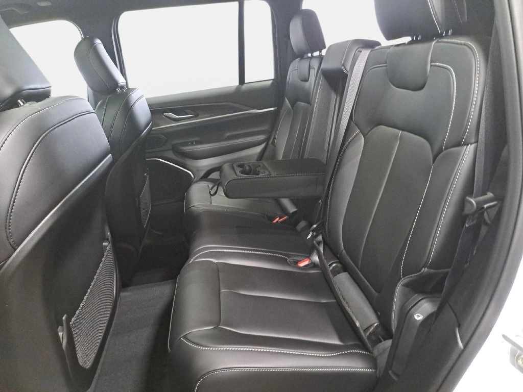 2026 Jeep Grand Cherokee Limited - Photo 14