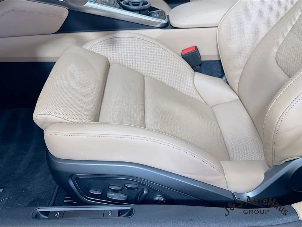 2022 Porsche 911 Turbo S photo 22