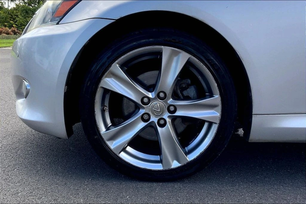 2015 Lexus IS 250 - Photo 8