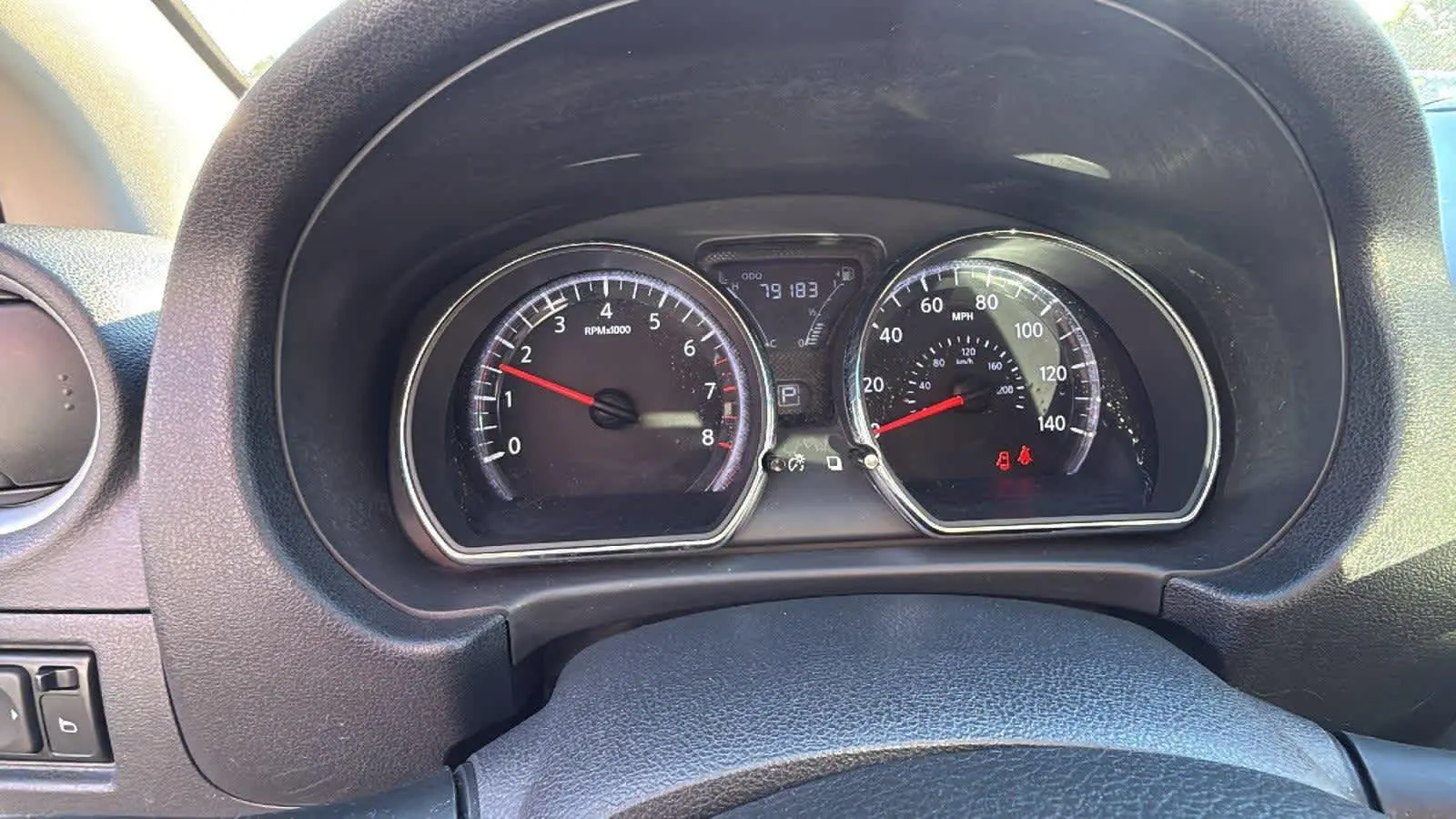 2019 Nissan Versa SV photo 13