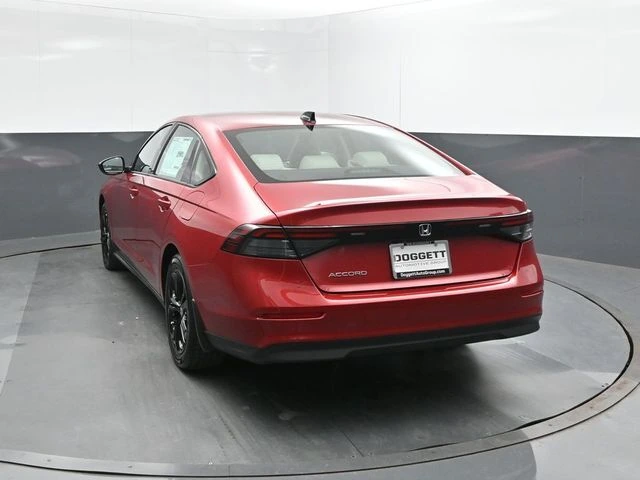 2025 Honda Accord SE - Photo 8