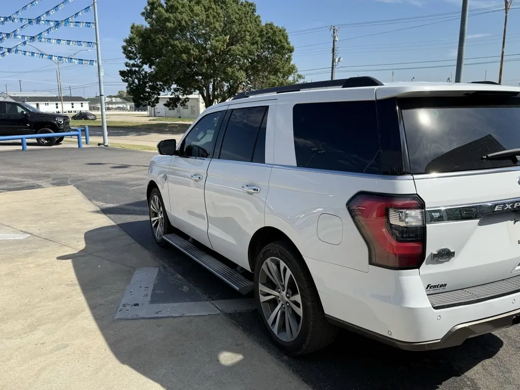 2020 Ford Expedition King Ranch photo 2