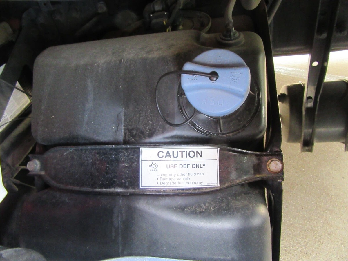 2022 Freightliner Cascadia - image 9