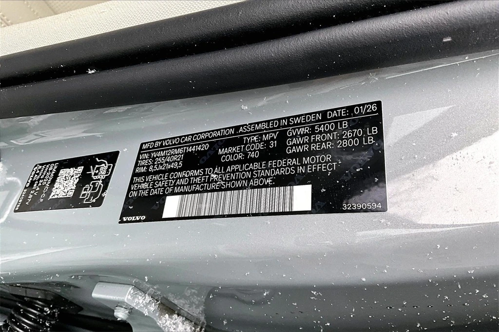 2026 Volvo - image 14