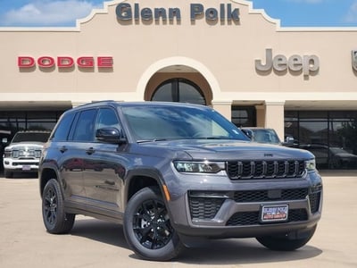 New 2026 Jeep Grand Cherokee Laredo Altitude
