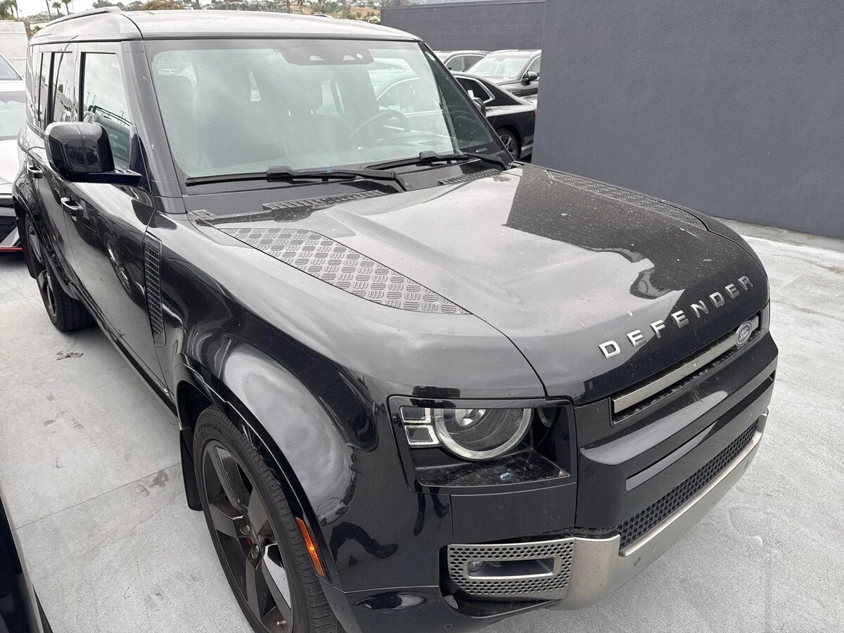 2021 Land Rover Defender X's photo