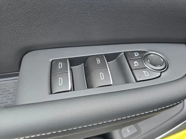 2026 Buick Enclave Sport Touring photo 7