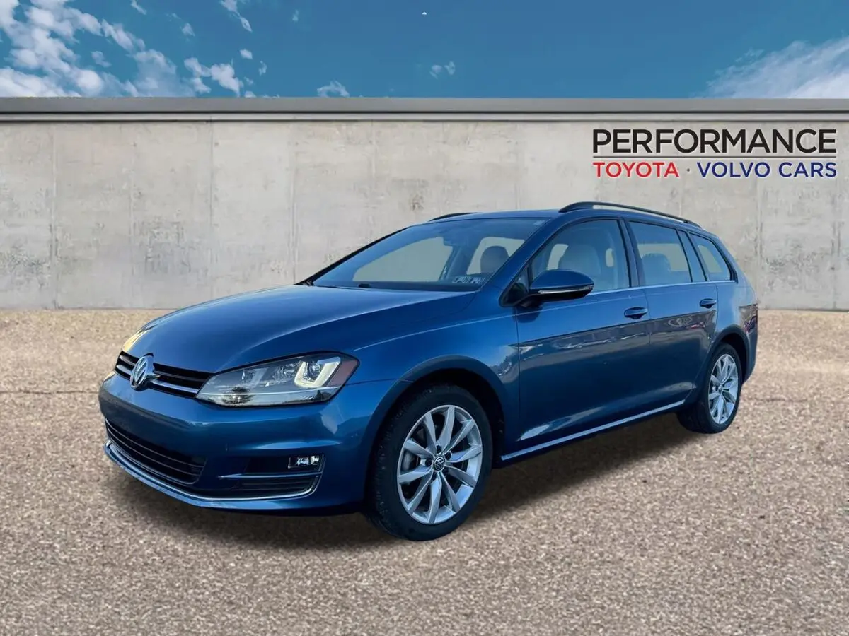 2015 Volkswagen Golf SportWagen's photo