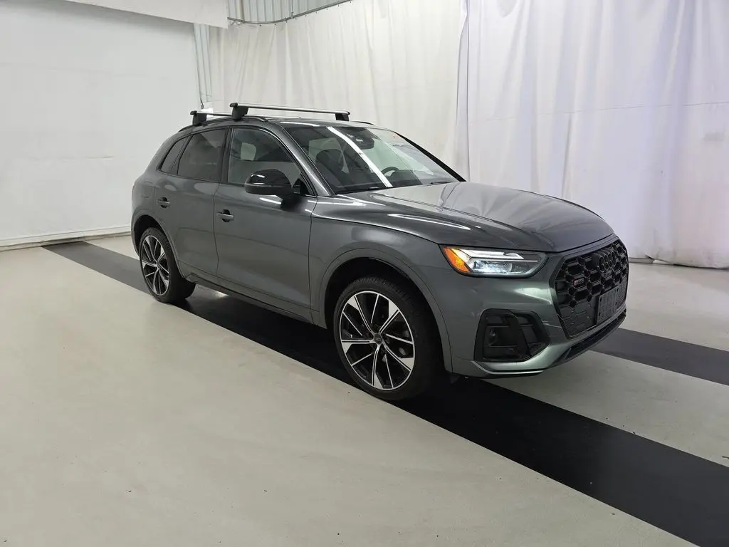 2024 Audi SQ5 Premium Plus's photo