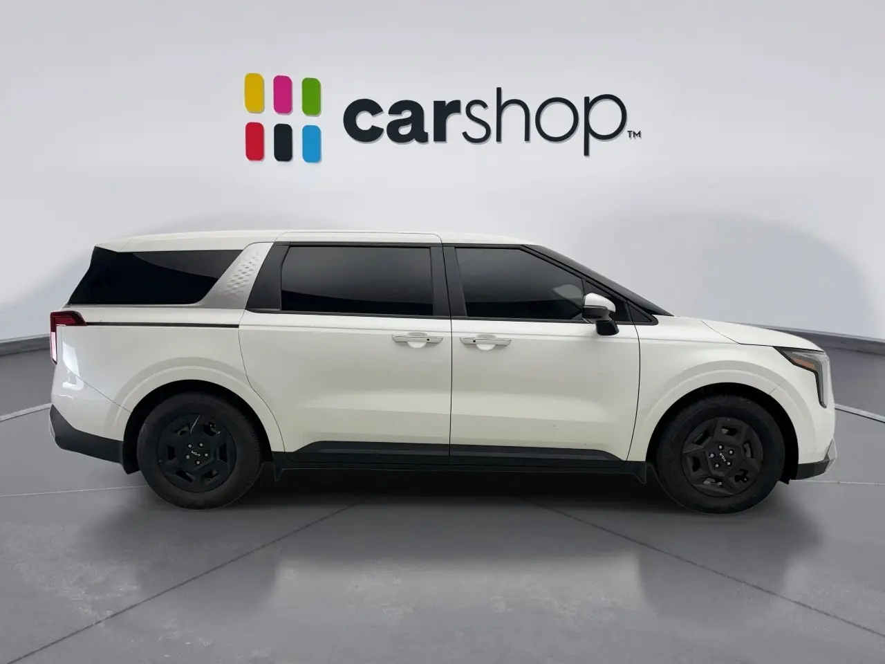 2025 Kia Carnival LXS photo 6