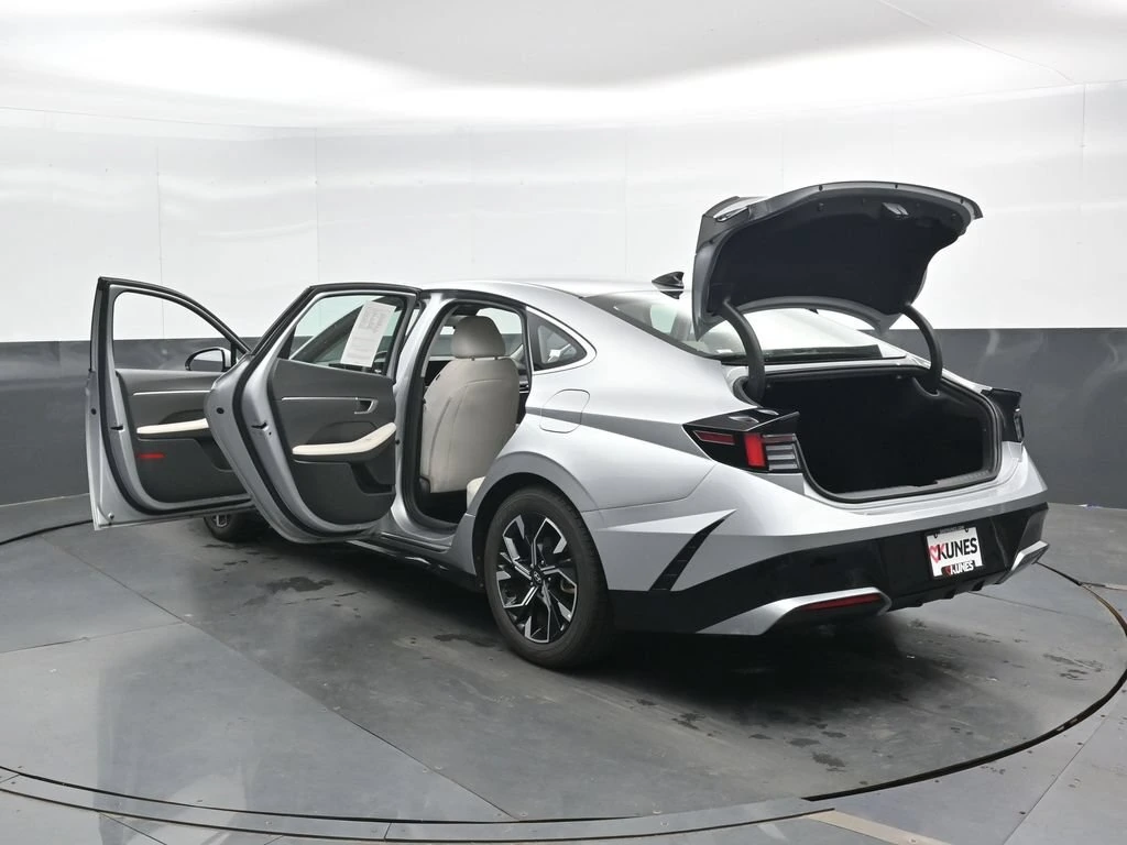 2025 Hyundai Sonata SEL - Photo 49