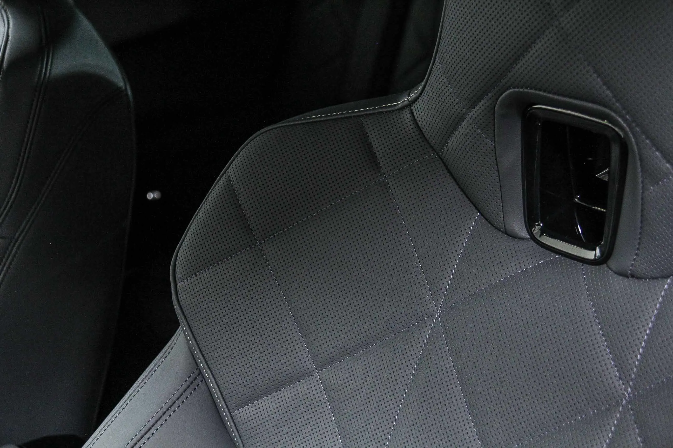 2026 Bmw iX photo 24