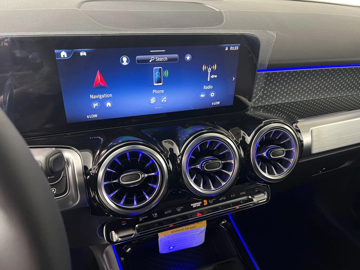 2025 Mercedes-Benz GLB Base - Photo 27