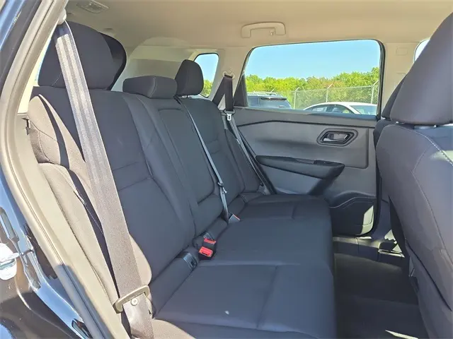 2026 Nissan Rogue S photo 28
