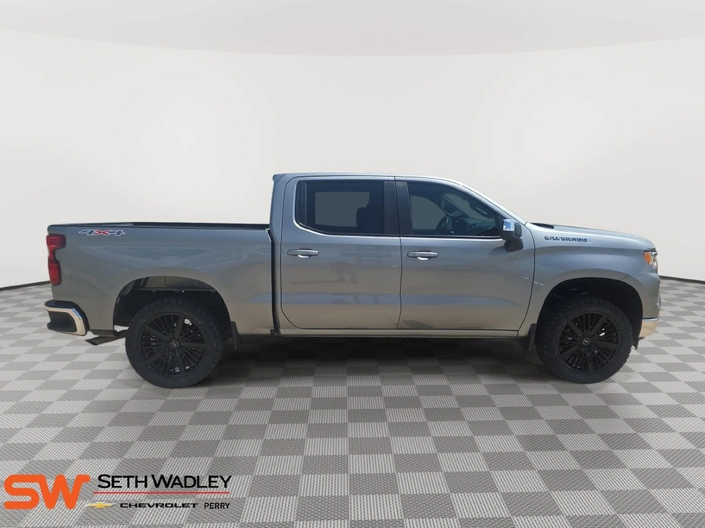 2023 Chevrolet Silverado 1500 LT - Photo 8