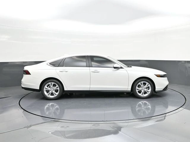2025 Honda Accord LX - Photo 20