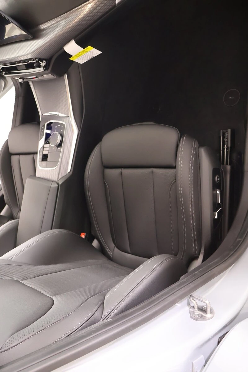 2026 BMW 3 Series 330i - Photo 13
