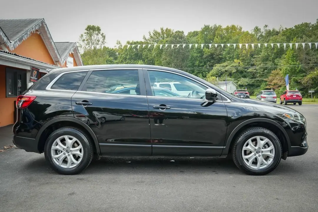 2013 Mazda CX-9 Sport photo 14