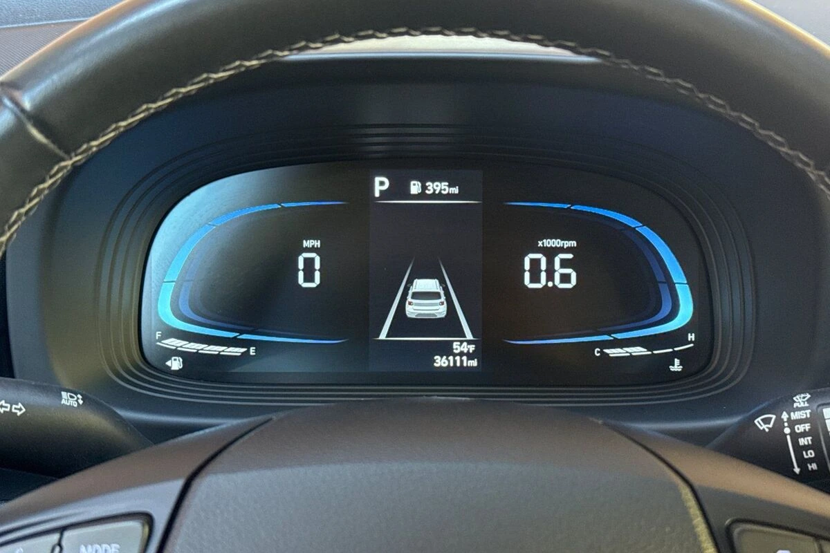 2025 Hyundai Venue SEL - Photo 24