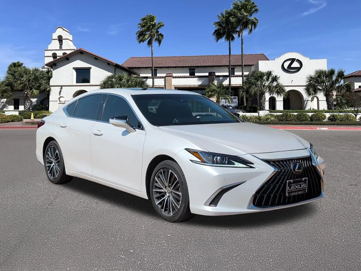 2025 Lexus ES