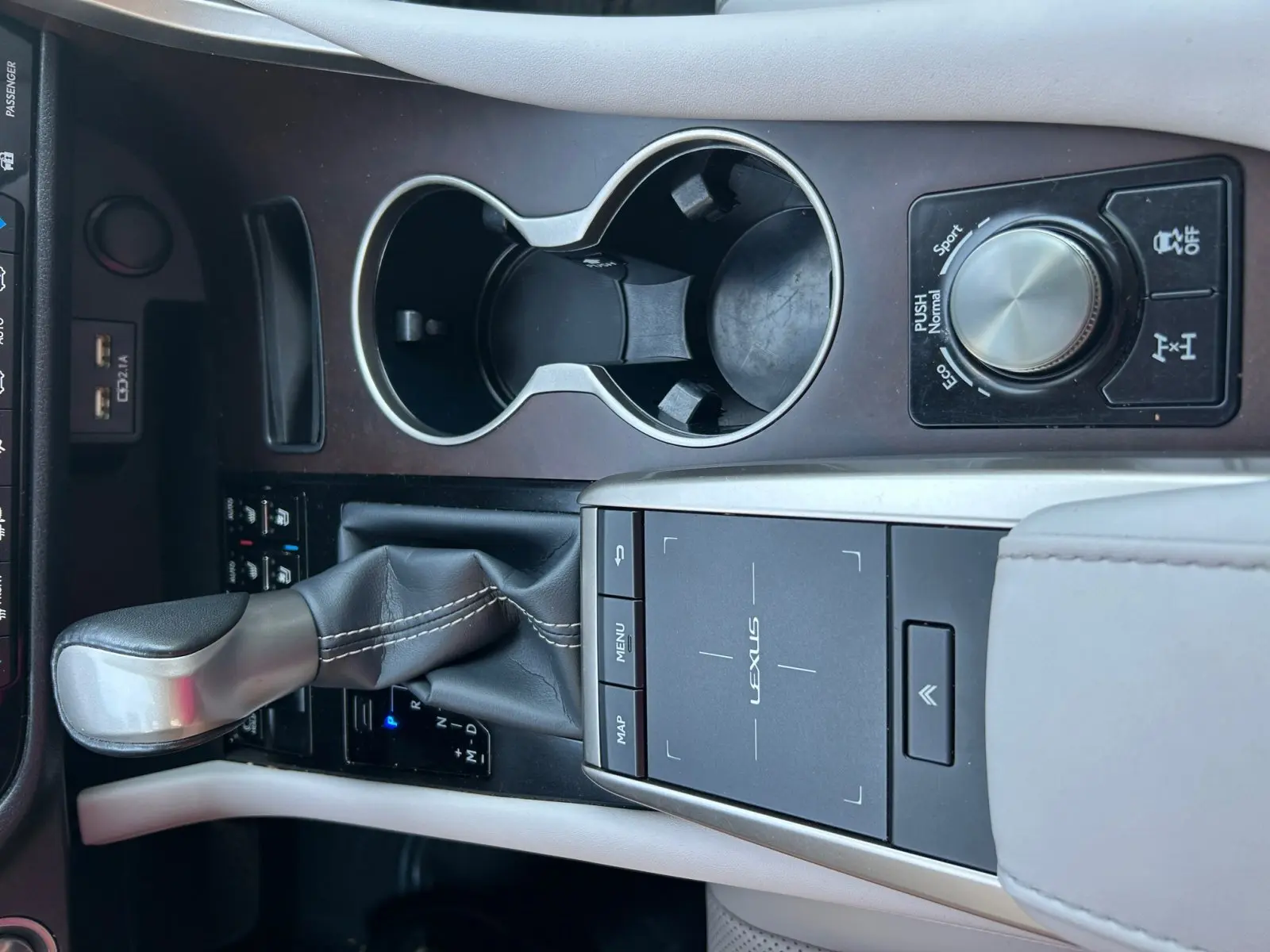 2020 Lexus RX 350 Premium AWD photo 24