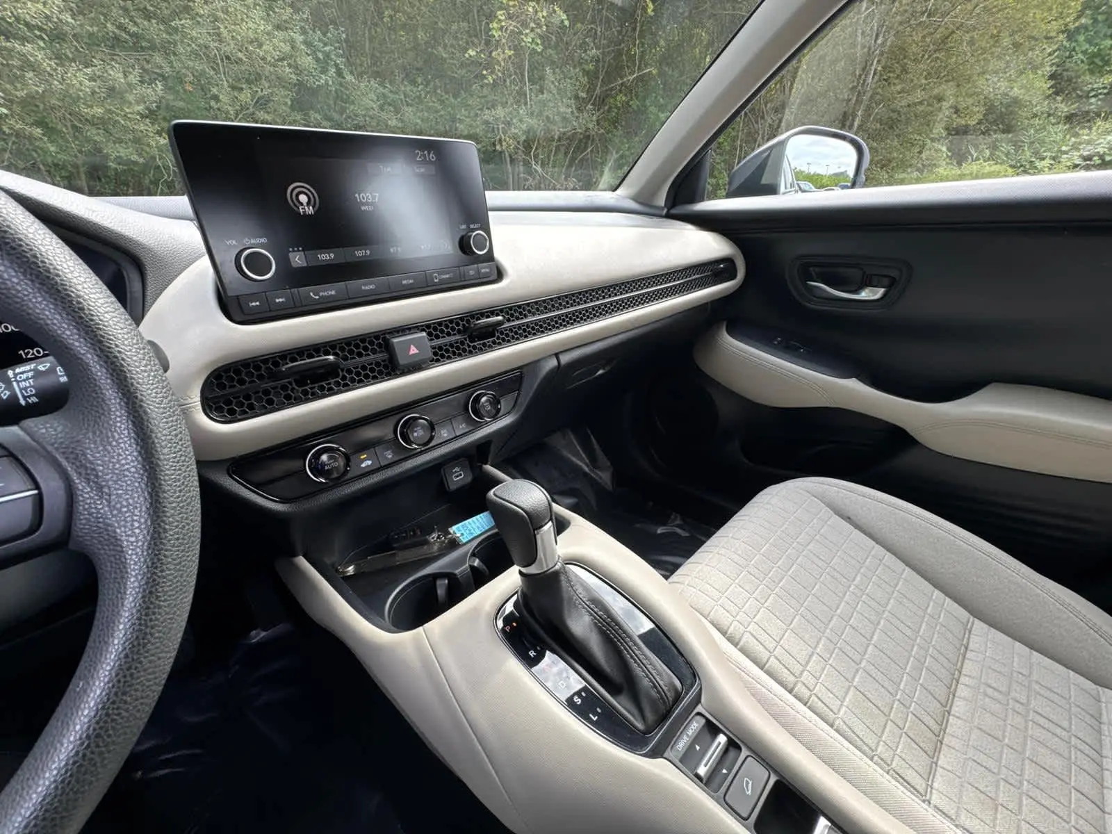 2024 Honda HR-V LX photo 23