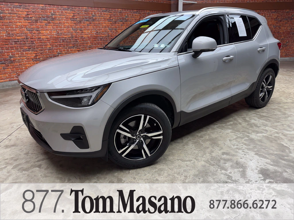 2023 Volvo XC40