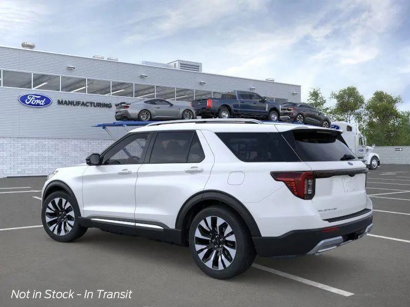 2026 Ford Explorer Platinum photo 3
