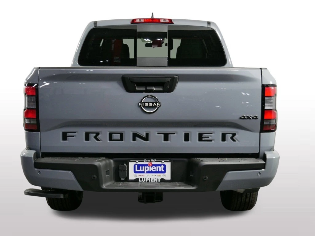 2026 Nissan Frontier SV - Photo 9