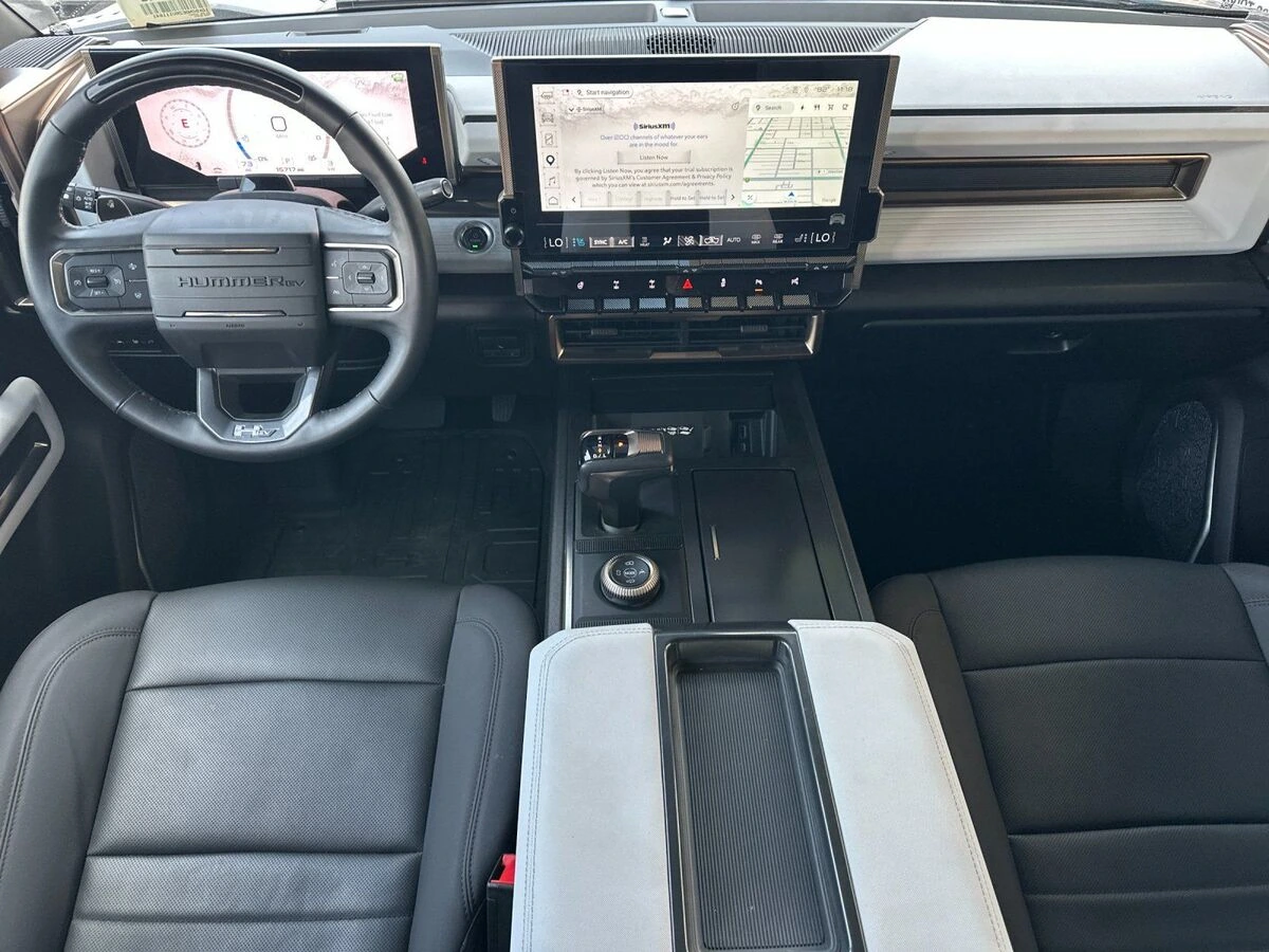 2024 GMC HUMMER EV 2X - Photo 13