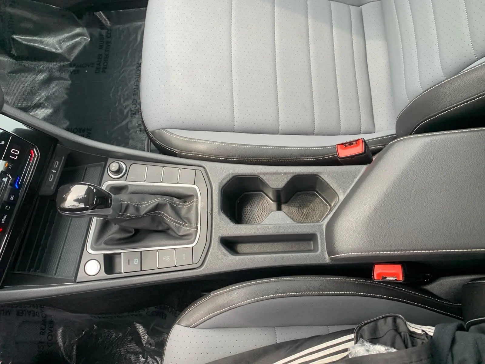 2025 Volkswagen Jetta SE photo 23