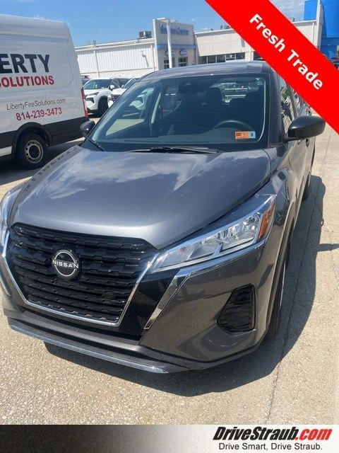 2025 Nissan Kicks Play 1.6 FWD's photo