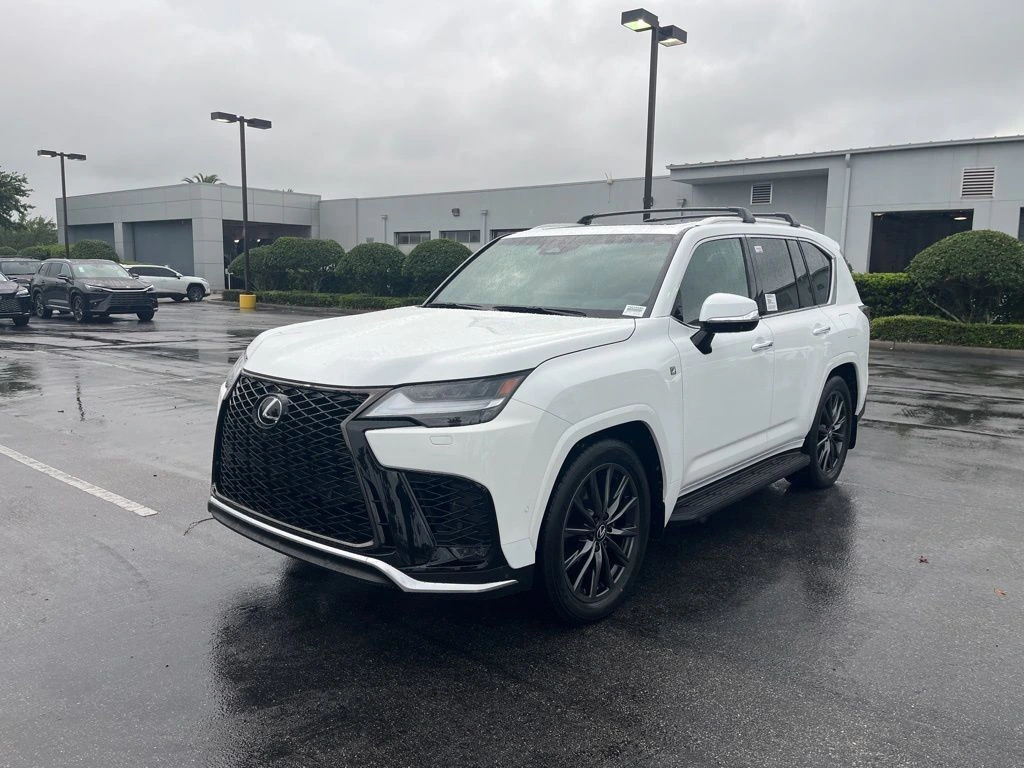 2026 Lexus LX 600 700h F-Sport's photo
