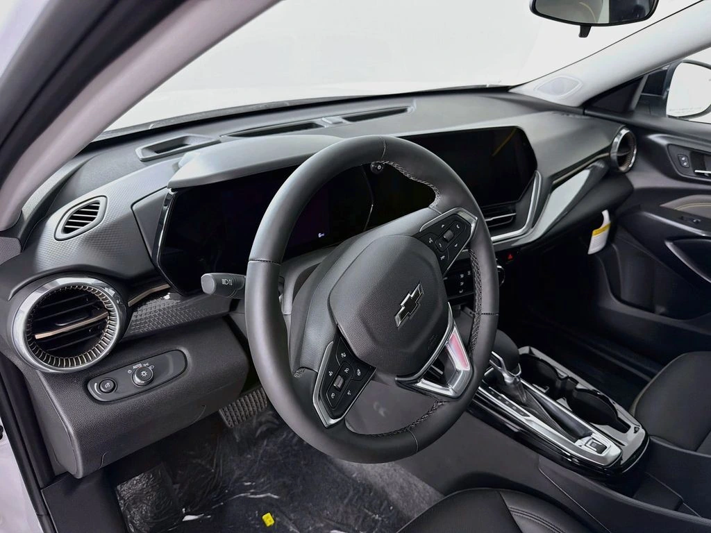 2026 Chevrolet Trax Activ - Photo 9