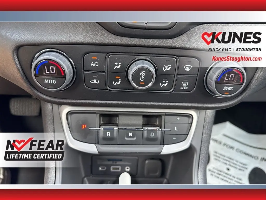 2023 Gmc Terrain SLT photo 21