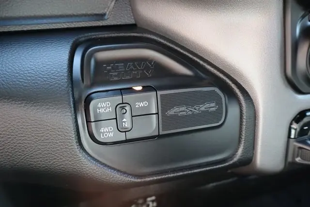 2020 Ram 2500 Laramie photo 23