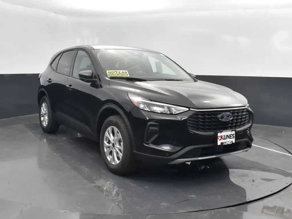 2026 Ford Escape Active photo 3
