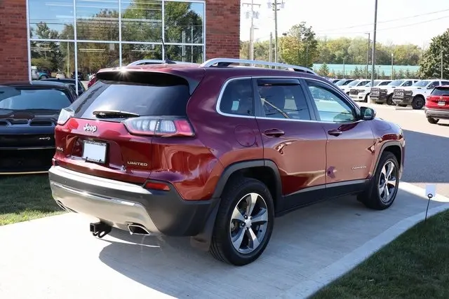 2019 Jeep Cherokee Limited photo 35