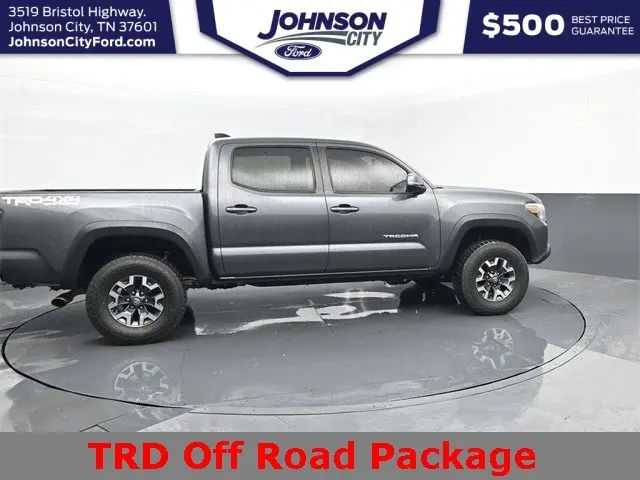 2022 Toyota Tacoma TRD Sport Double Cab V6 photo 4