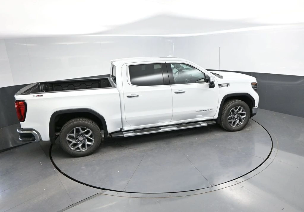 2026 GMC Sierra 1500 SLT - Photo 32
