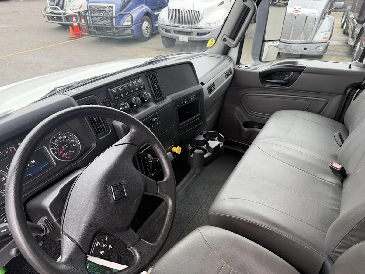 2022 International MV — photo 7