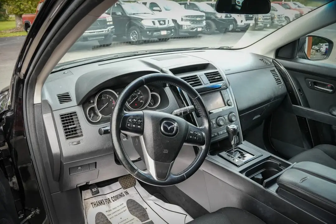 2013 Mazda CX-9 Sport photo 19