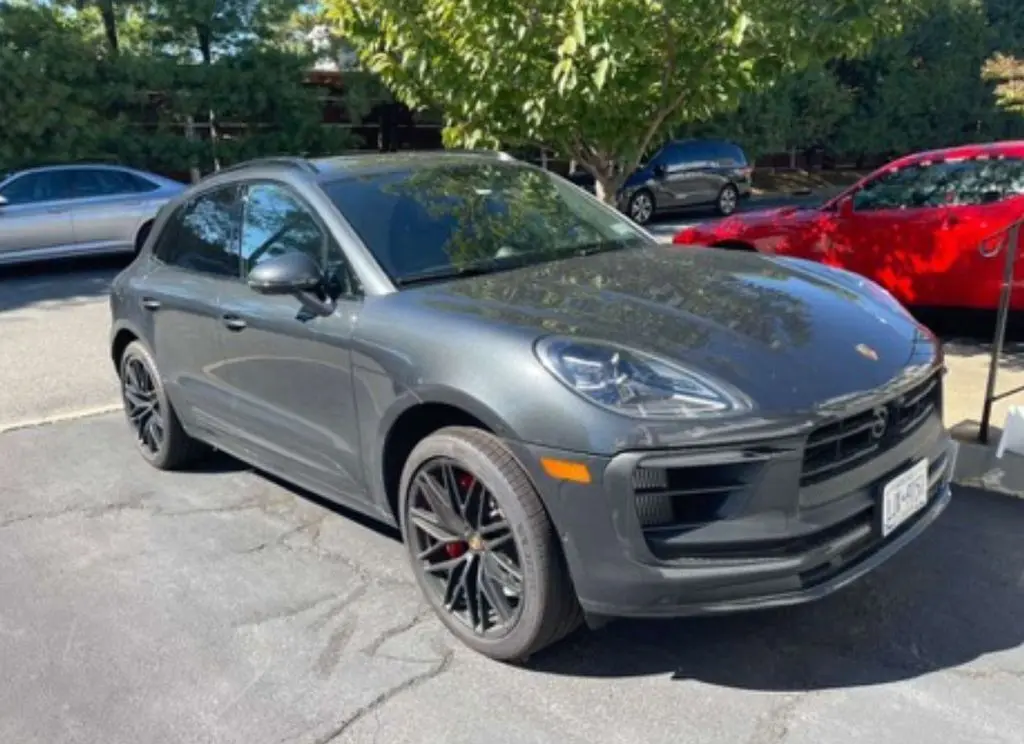 2024 Porsche Macan GTS's photo