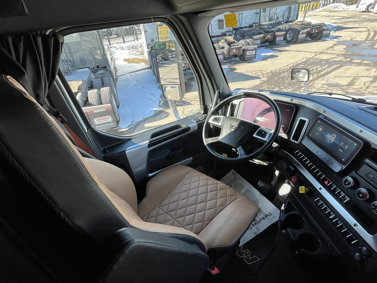 2024 Western Star - image 37