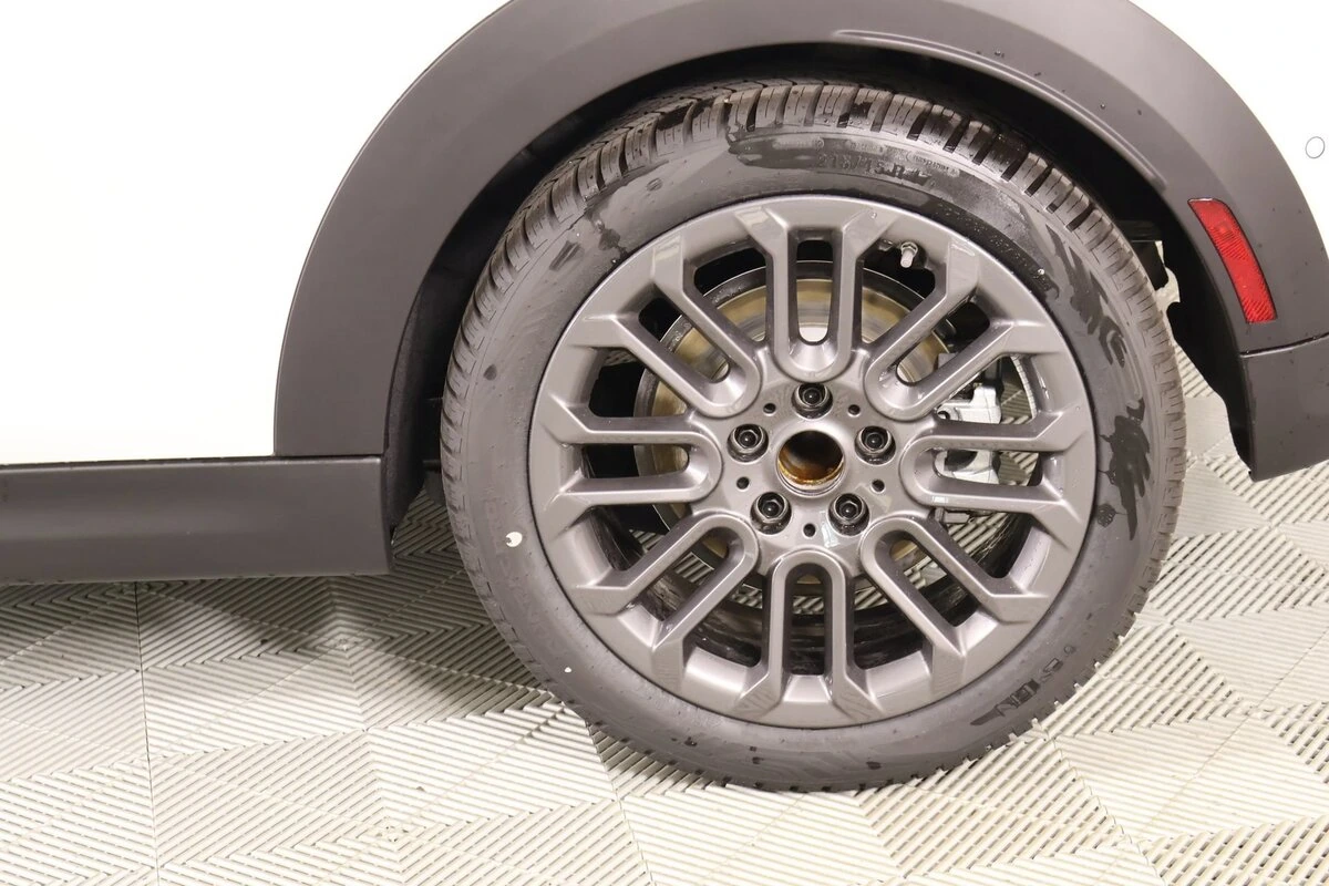 2026 MINI Hardtop 2 Door - Photo 14
