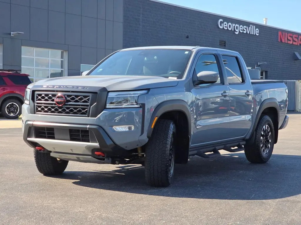 2023 Nissan Frontier PRO-4X photo 13