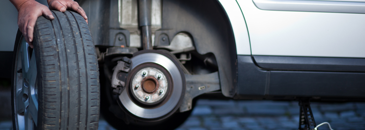Rotating tires