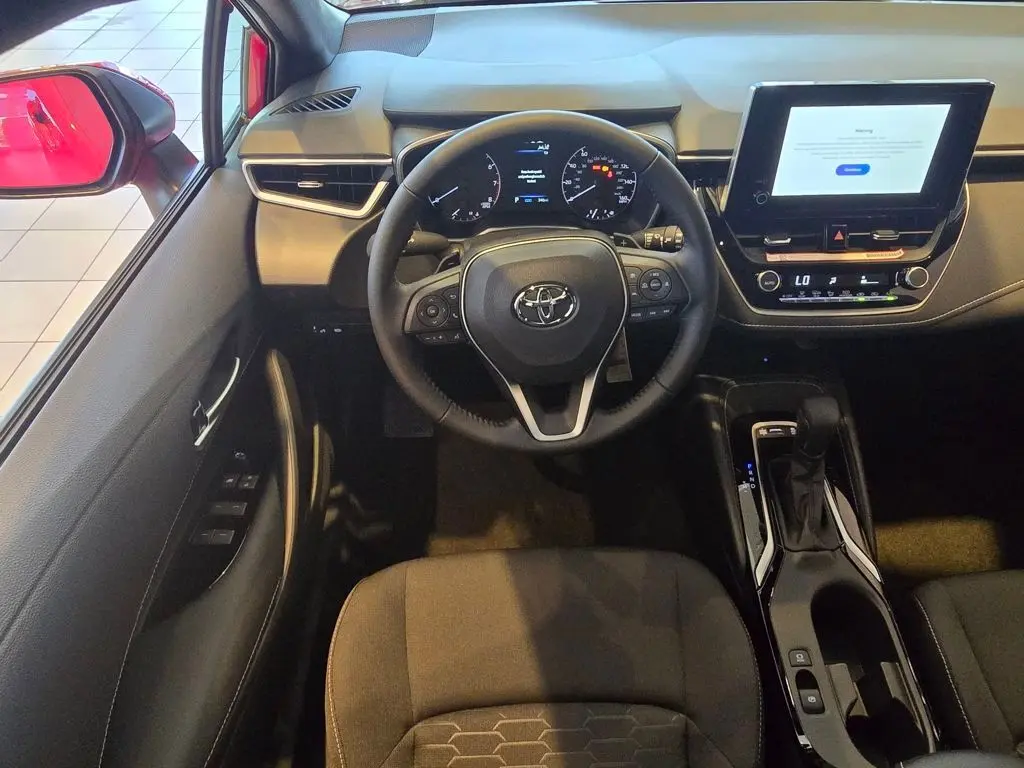 2025 Toyota Corolla SE photo 20