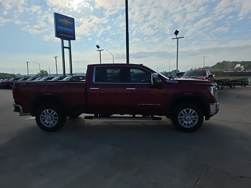 2024 Gmc Sierra HD SLT photo 4